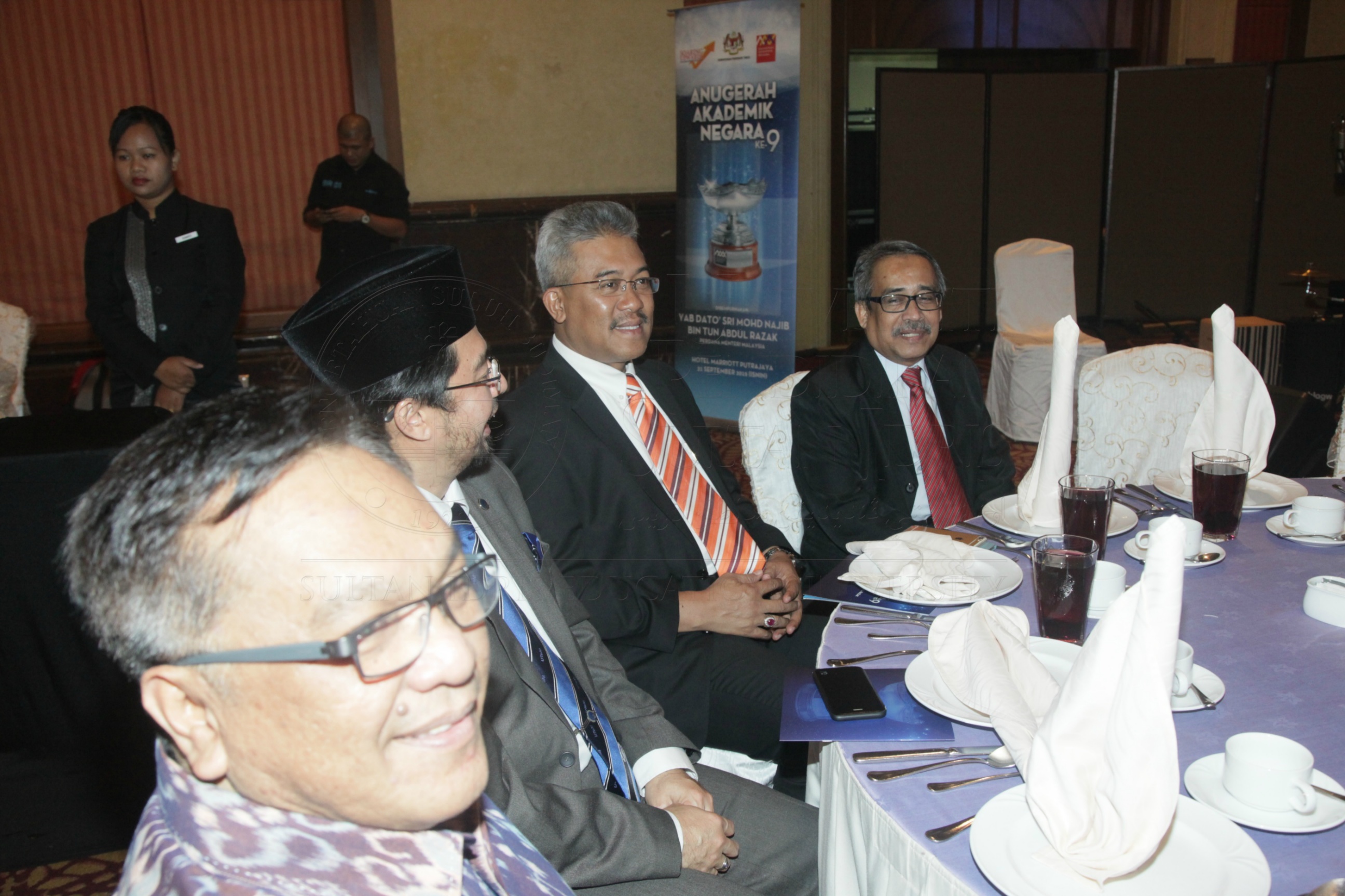 PRO15 147 AKN IMG 1221